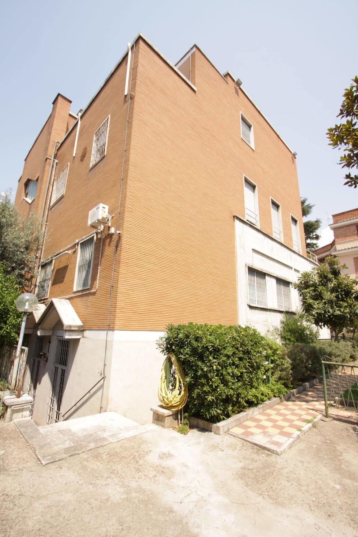 Отель Casa Per Ferie Margherita Diomira Рим Экстерьер фото